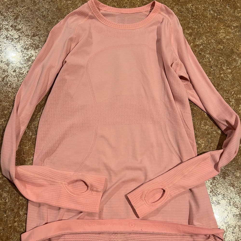 Lululemon Swiftly Tech Long Sleeve